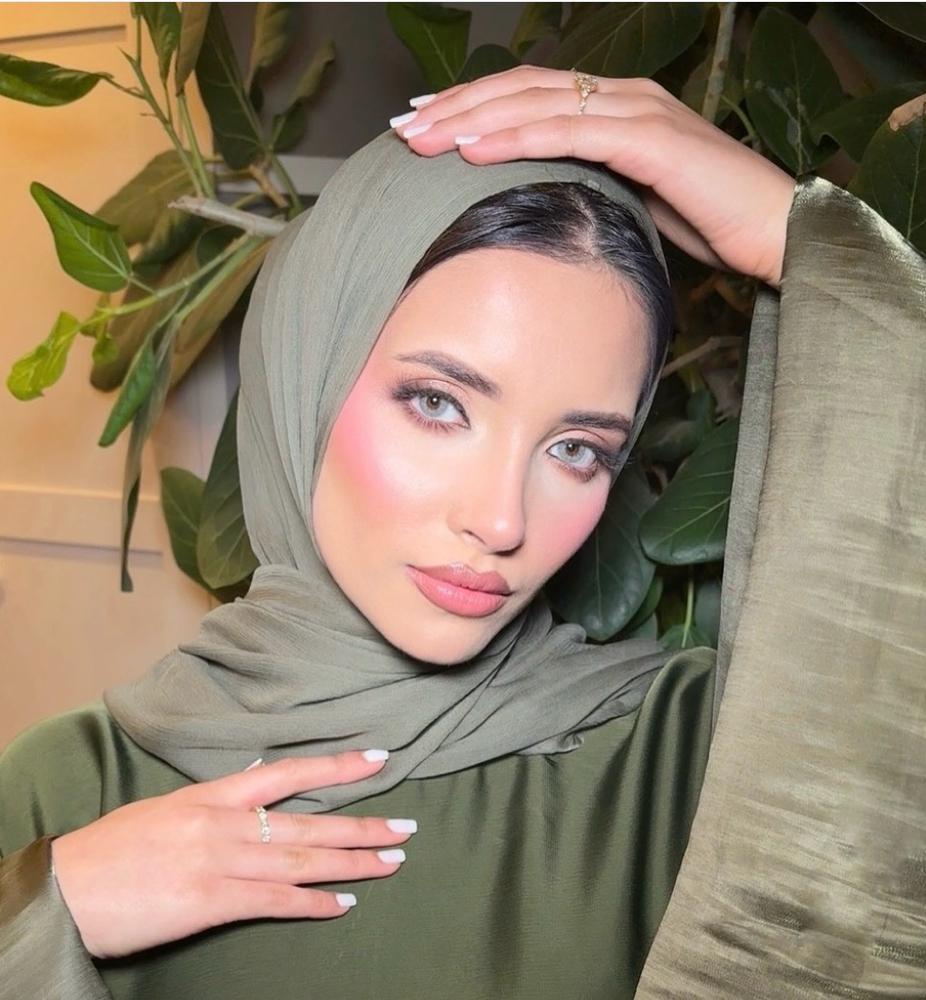 Soft Glam at BEAUTIQ RANA in Dearborn, MI