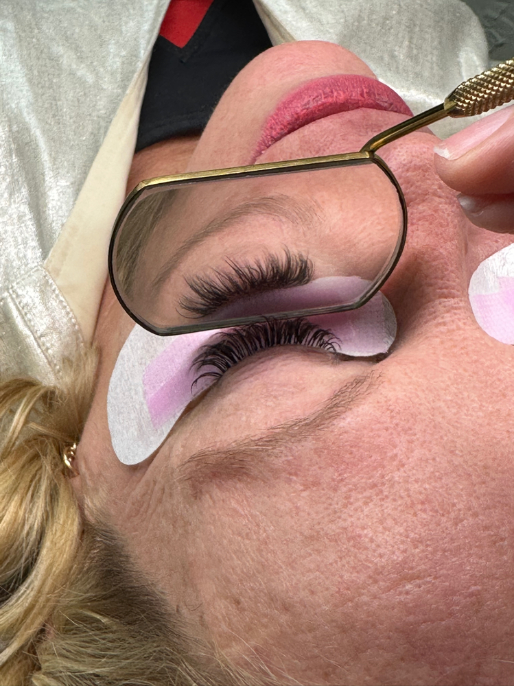 1 week Lash Fill