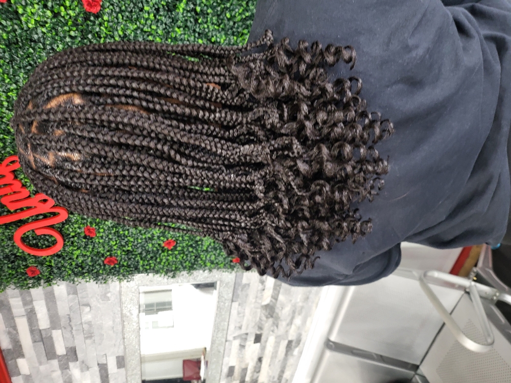 Knotless Braids at @ivtebeautyplace in Suitland  Md, MD
