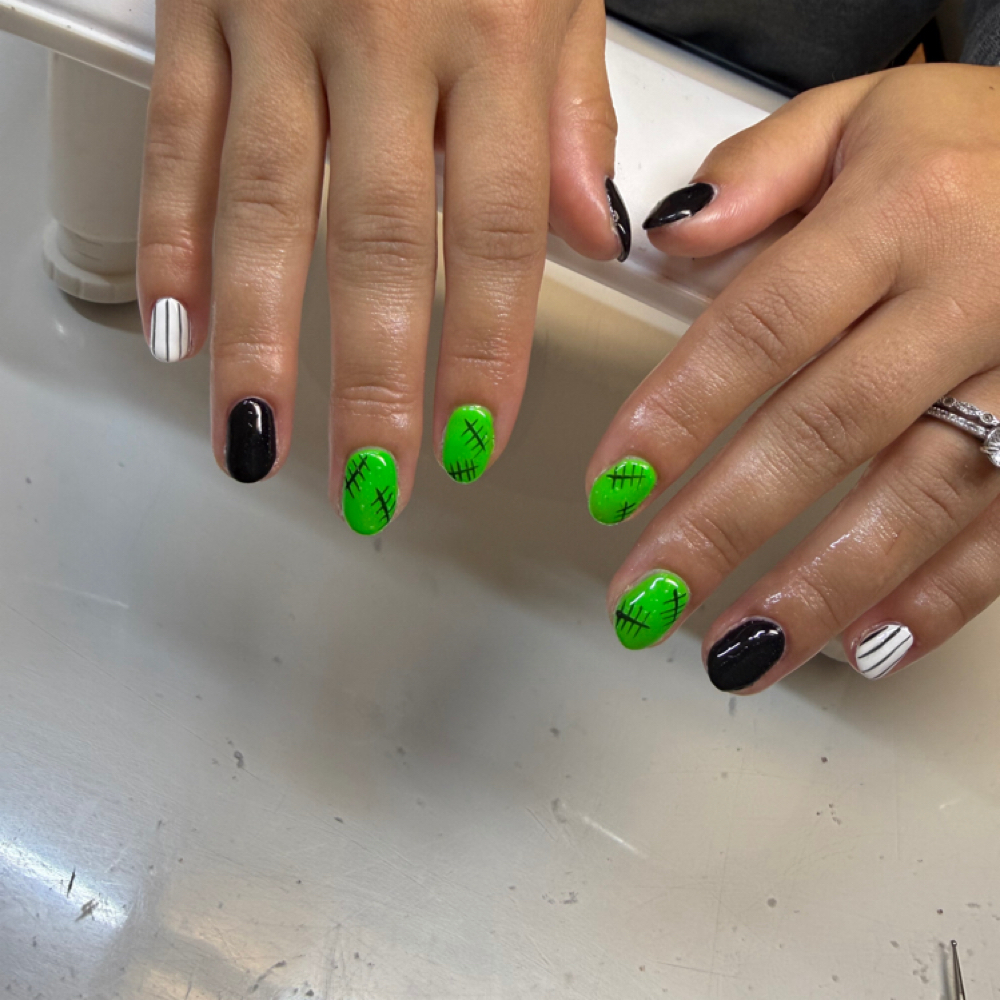 Structure Gel: Simple Art at KC Nails & Spa in Washington, PA