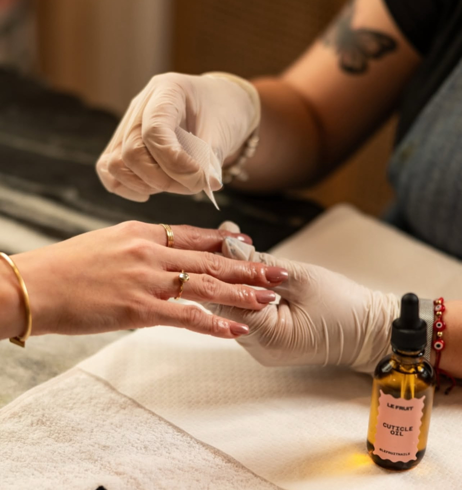 Gel Semipermanente at Chabe Studio in Dallas, TX