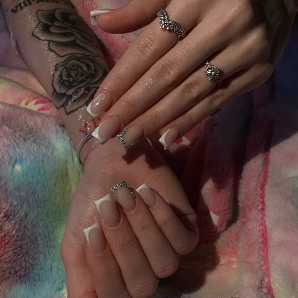 Viv’s Nail Services at Beauty With Grace Tanning Hair An Nails in Akron, OH