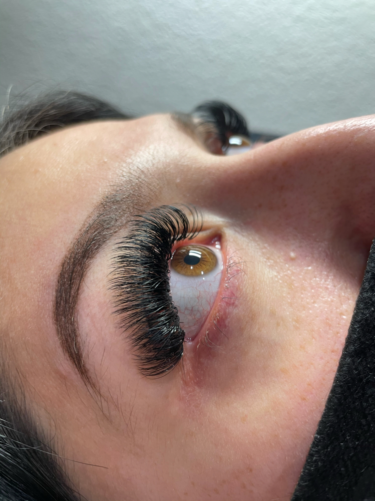 Eyelashes Fill 2-3 Weeks