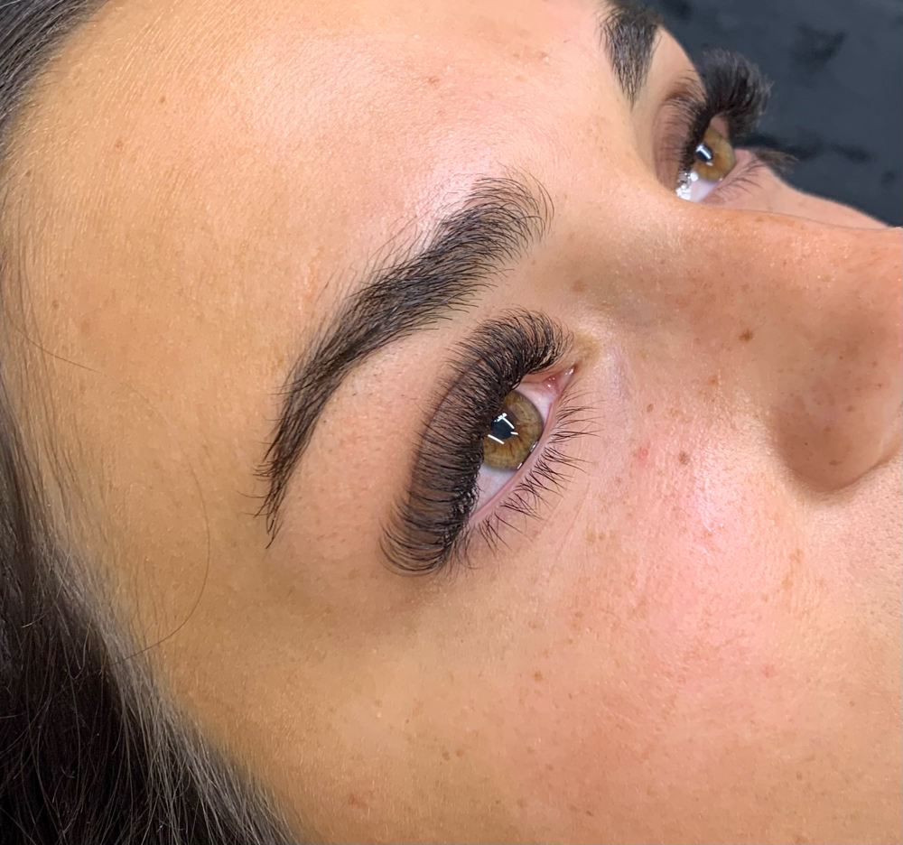 Volume lash fill in
