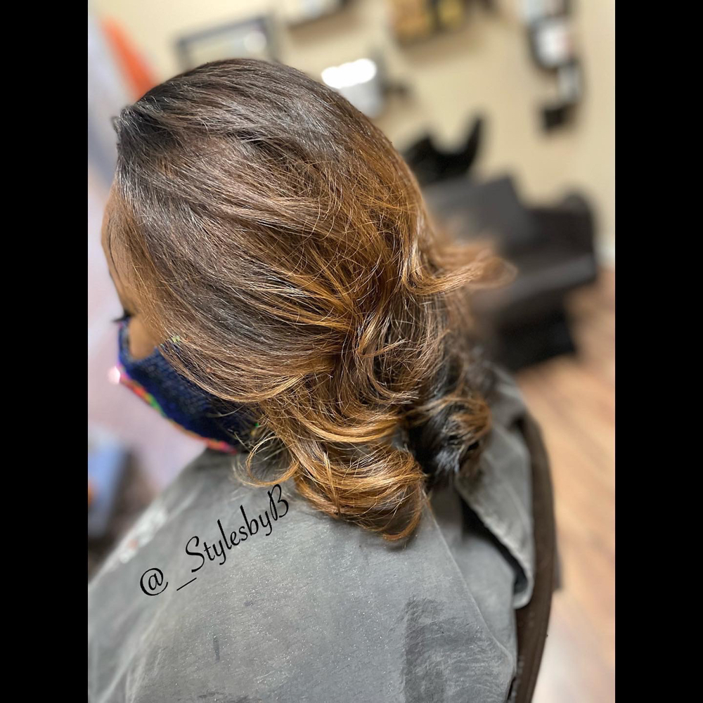 Wash & Curl (Med-Long Length)