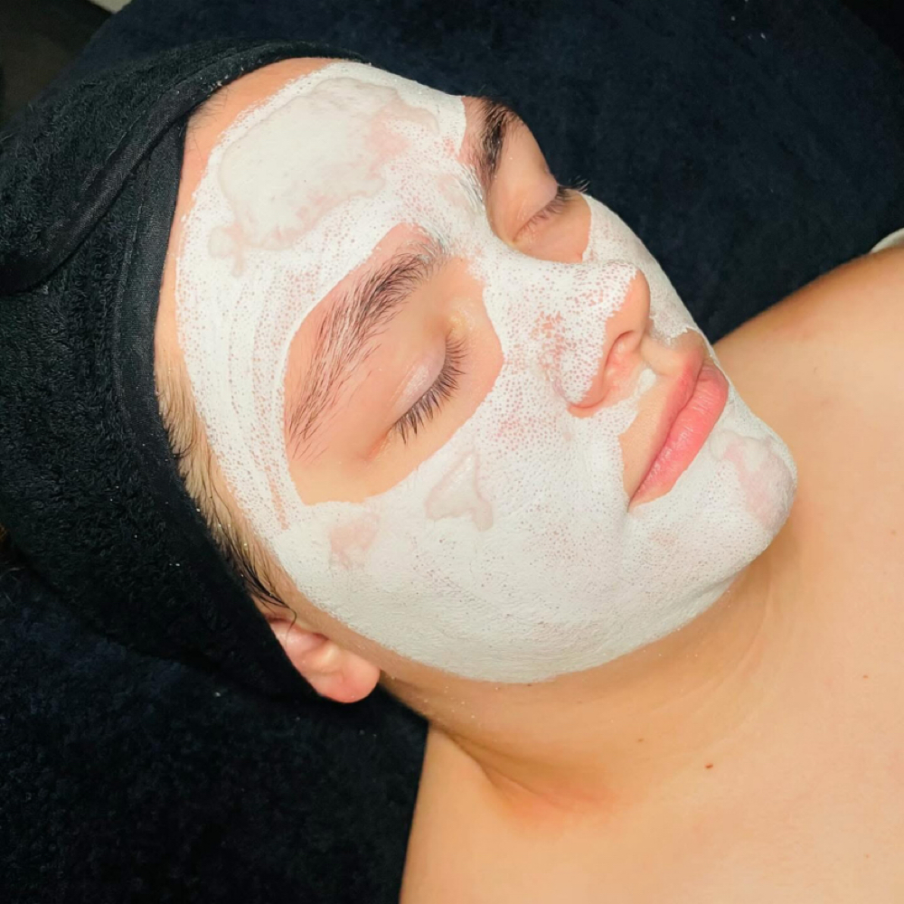 Acne clarifying facial at Esthetics by Duly, LLC in crest hill, IL