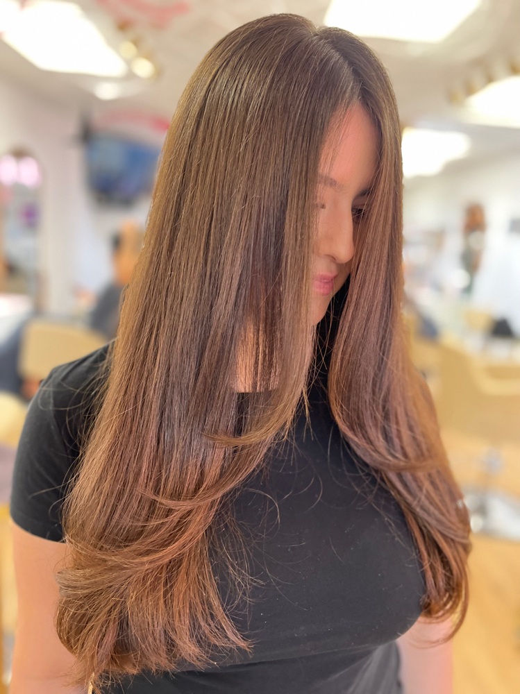 Women's Haircut, Blow-dry & Style at VisionBeautybyJayy LLC in LaGrange, IL