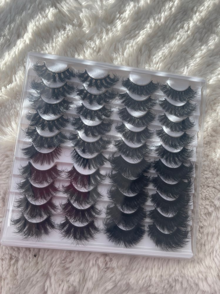 Strip Lash Application !