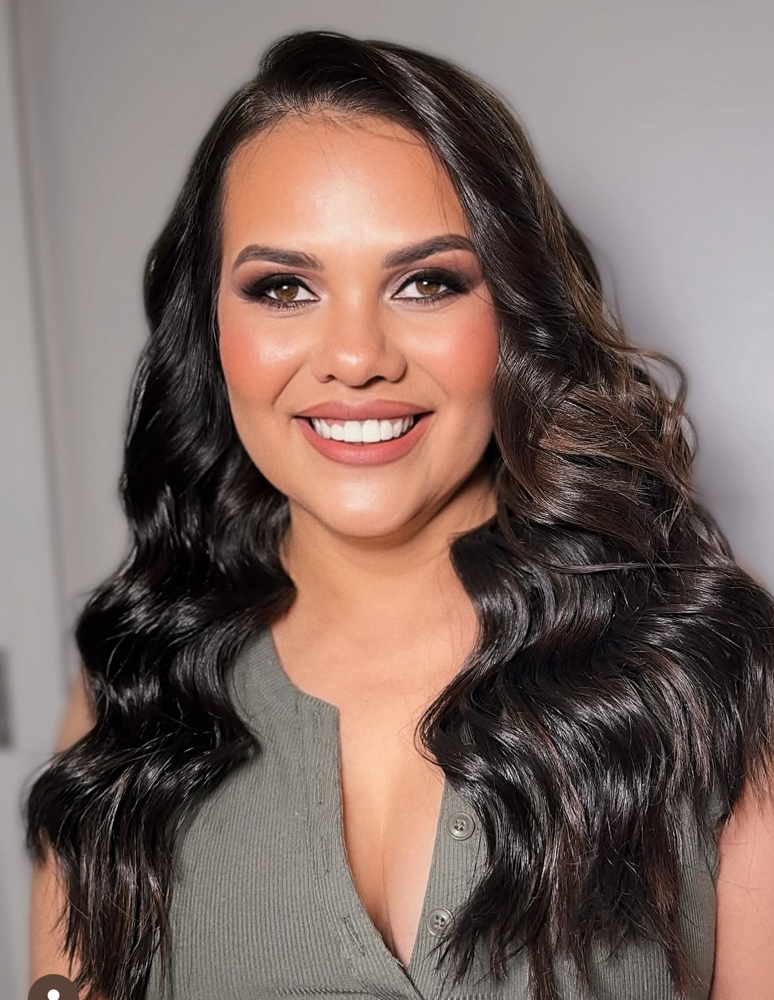 Blowout + waves by Mariana