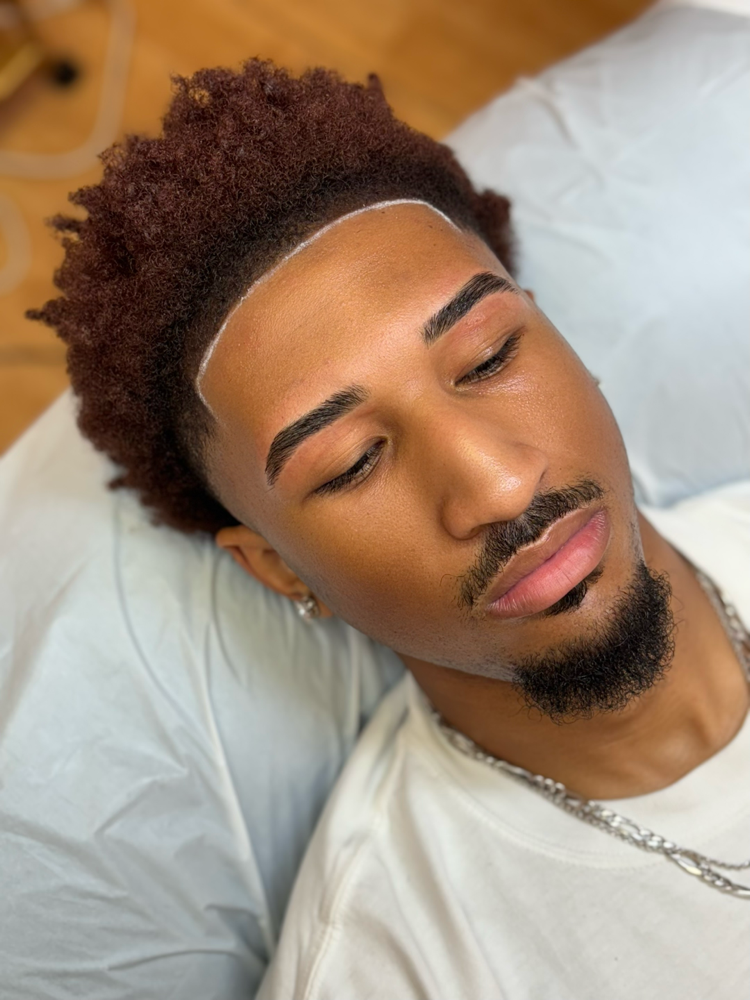 Brow Wax & Sculpt