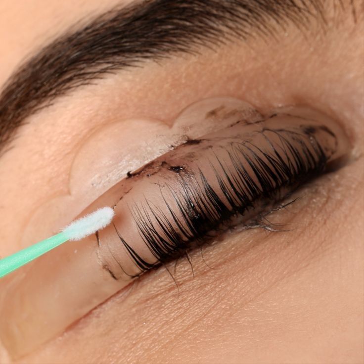 EyeLash Tinting