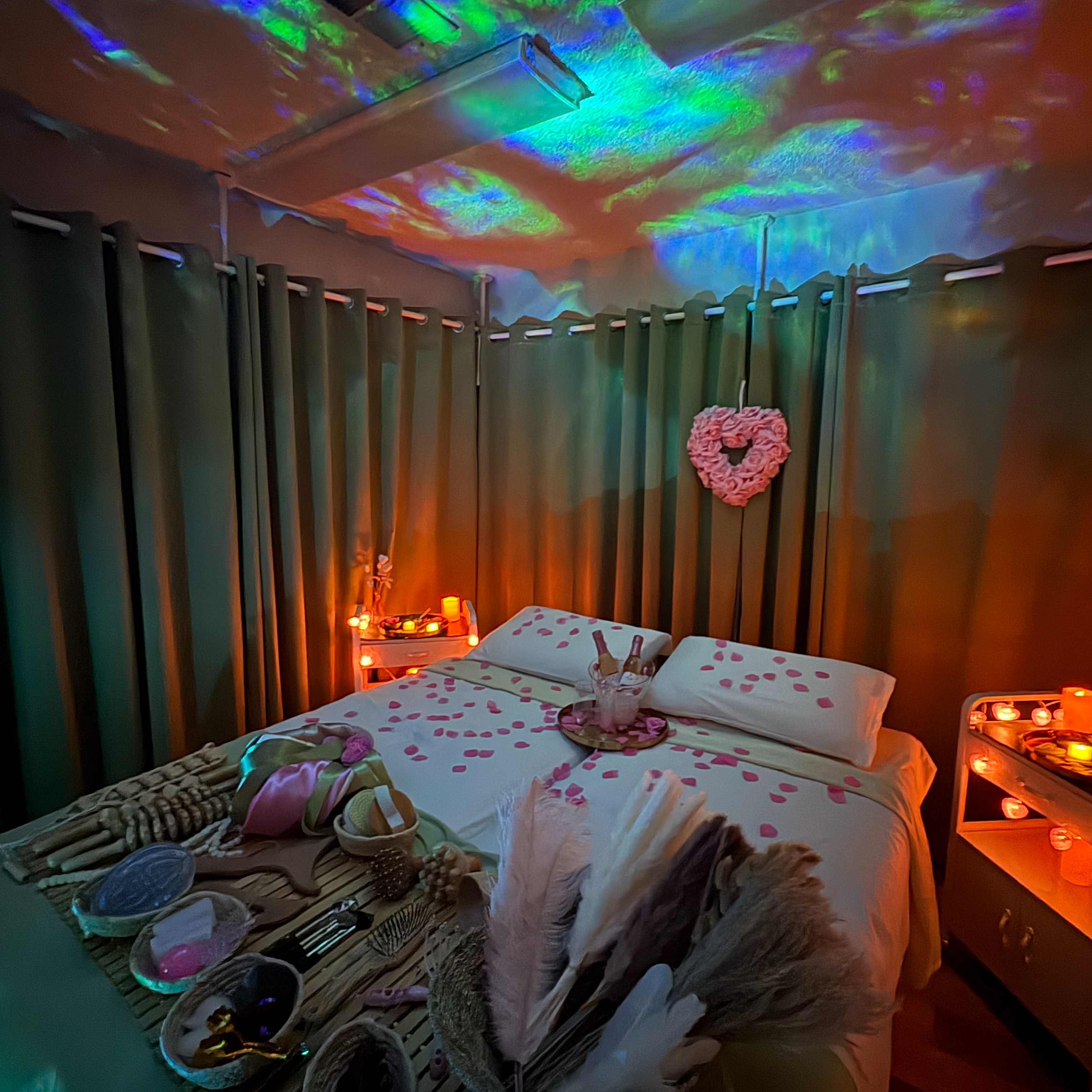 Private Ultimate Couples Retreat at Hola Bella! Beauty Bar in Commerce City, CO