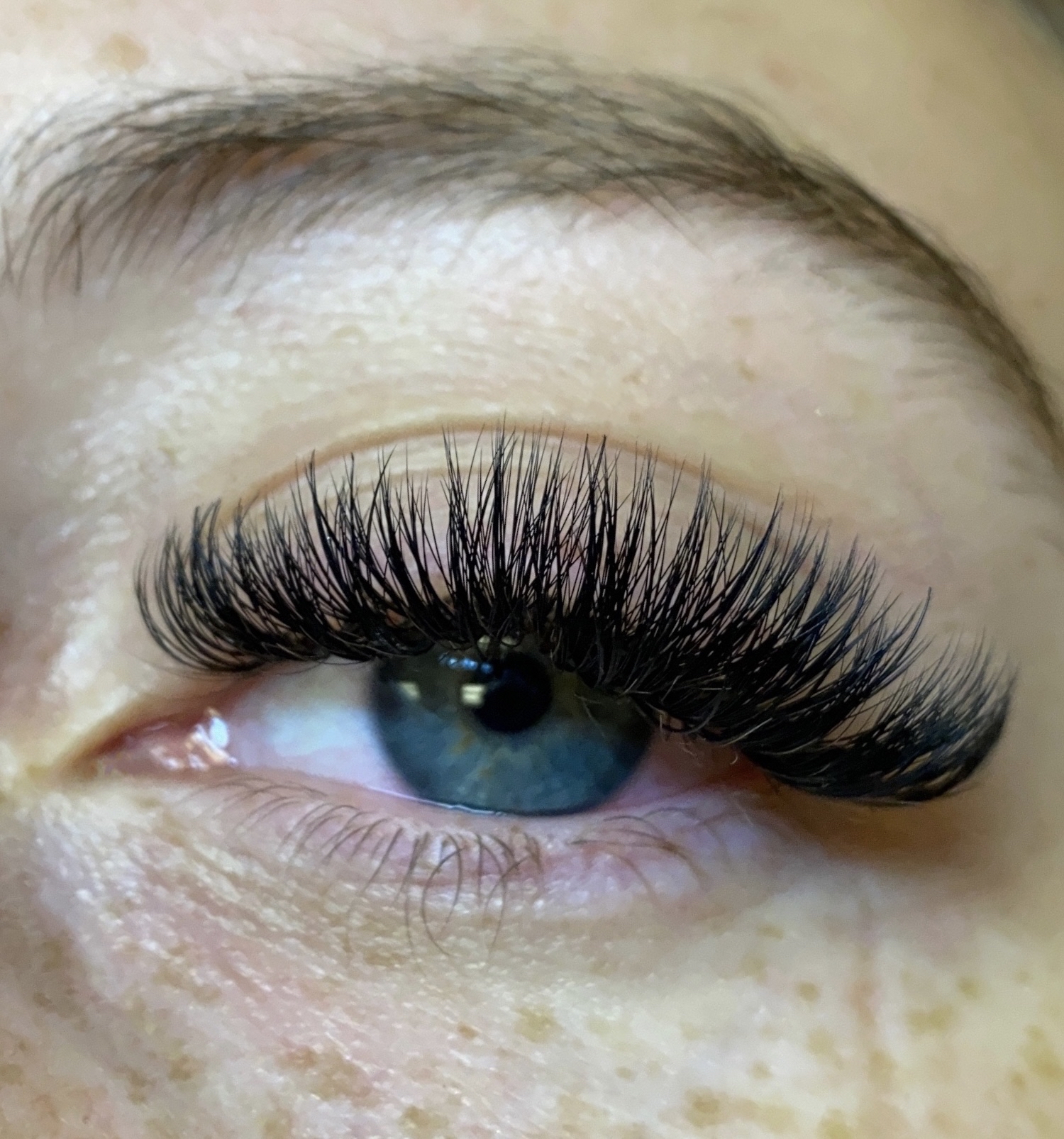Lash Removal
