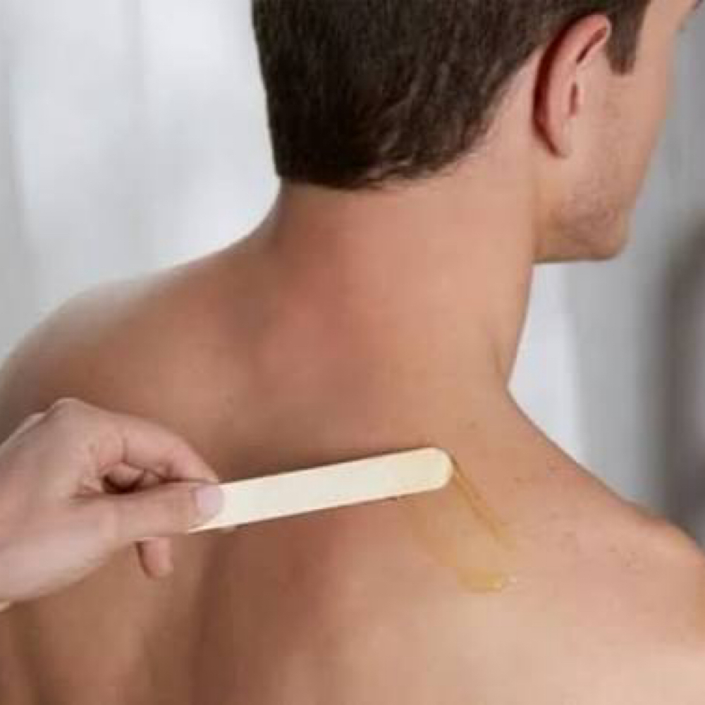 Shoulder Wax at Ipanema Skincare in St Charles, IL