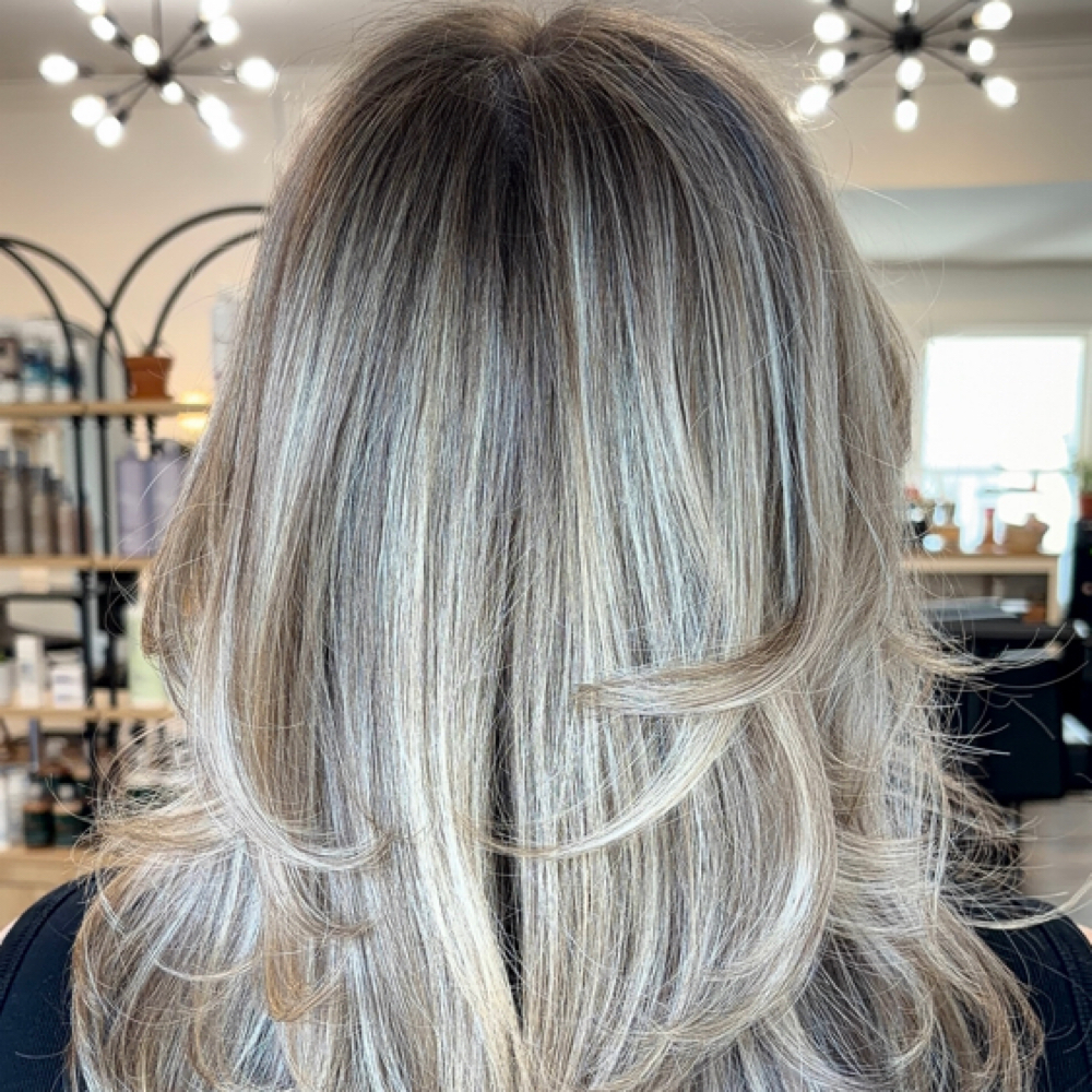 Toner & Root Melt Refresh at Kennacolorcuts in Tampa, FL