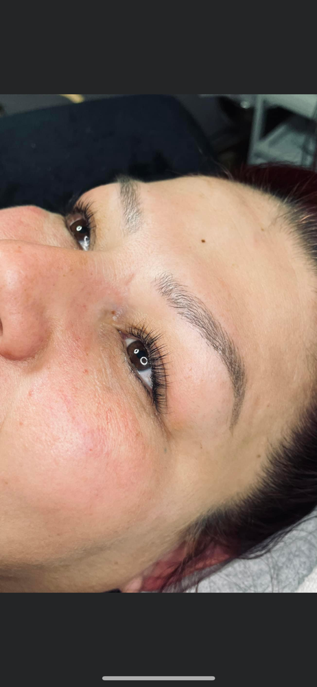 Lash Lift And Tint