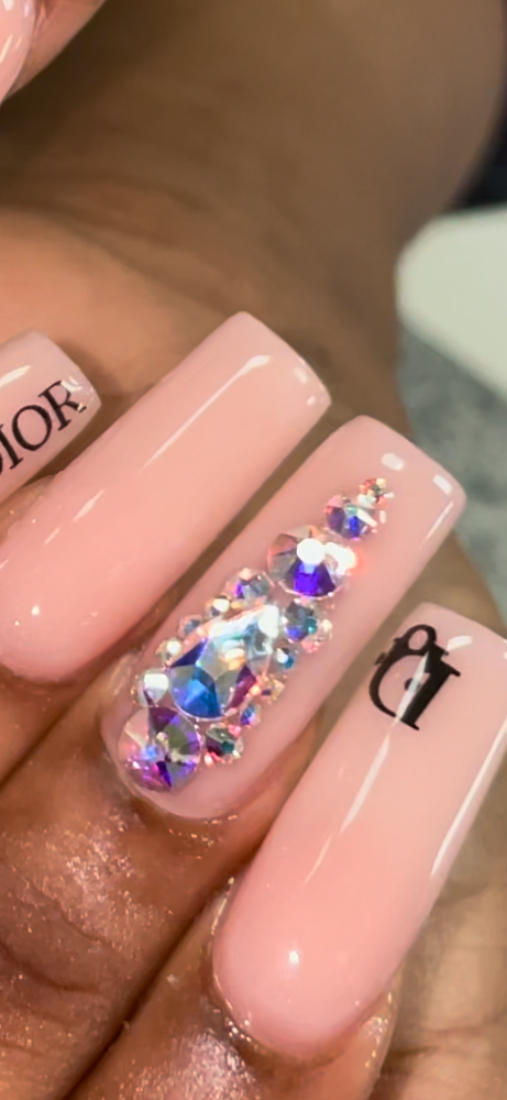 CRYSTAL NAIL (HALF $4/per. Nail)