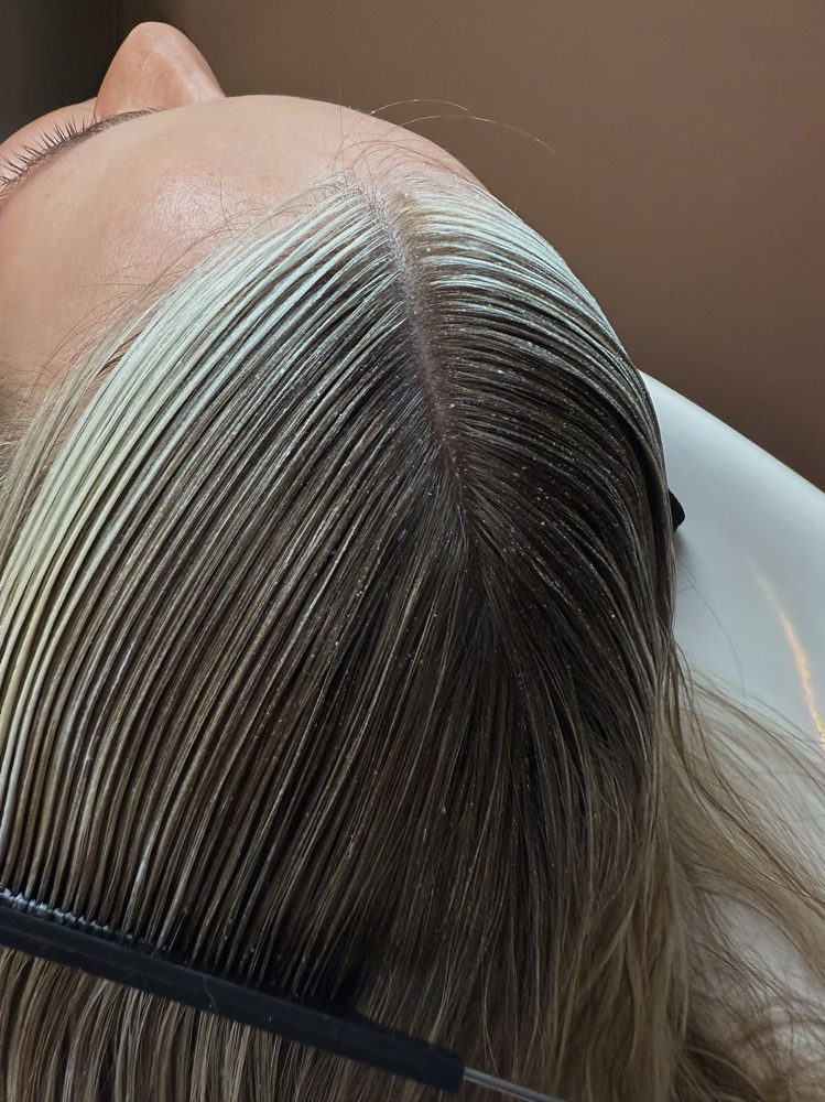 The SUEDE Signature Face-Frame at Suede Salon in Chesterfield, MO