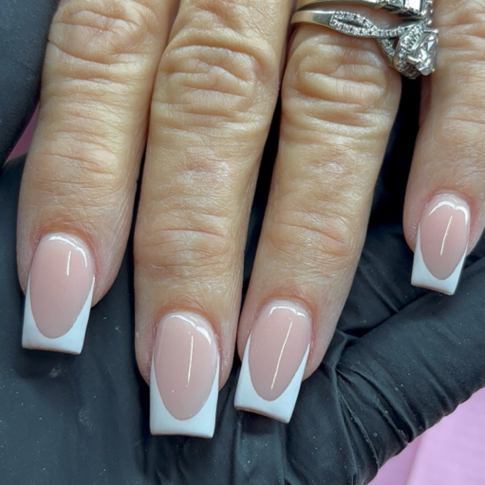 Acrylic Set Fill-ins at Majestic Phoenix in Dublin, VA