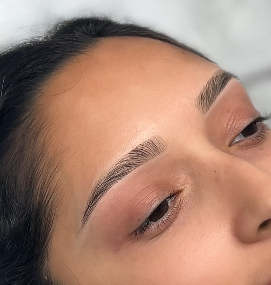 BROWS THREDING at Lash & brow by Gigi in Downey, CA