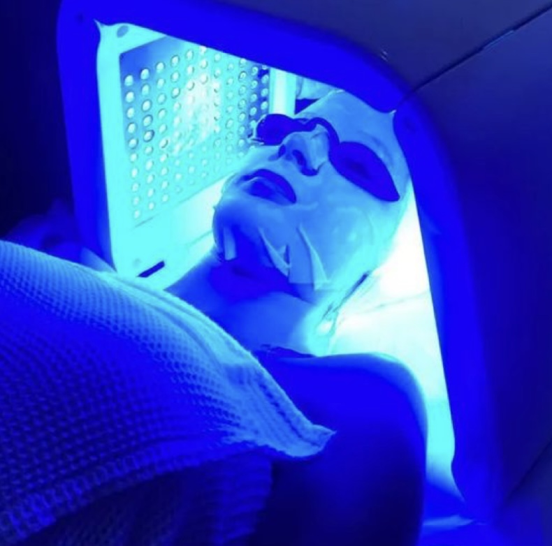 LED Light Therapy Facial