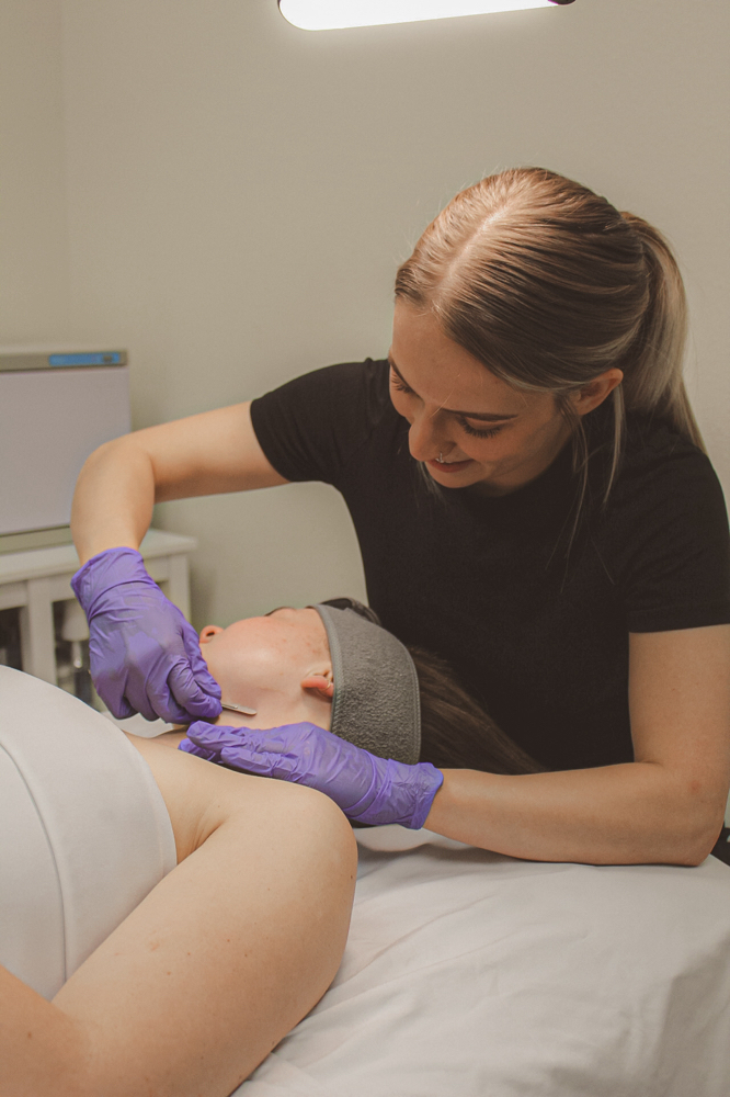 Dermaplane Facial
