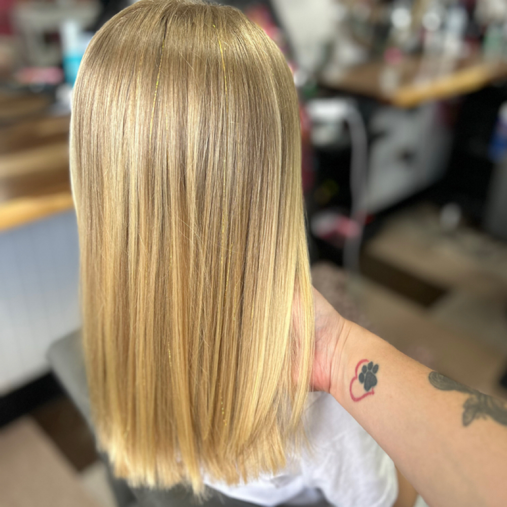 Girls Haircut (>10 Years) at Rustic Beauty in Sanborn, NY