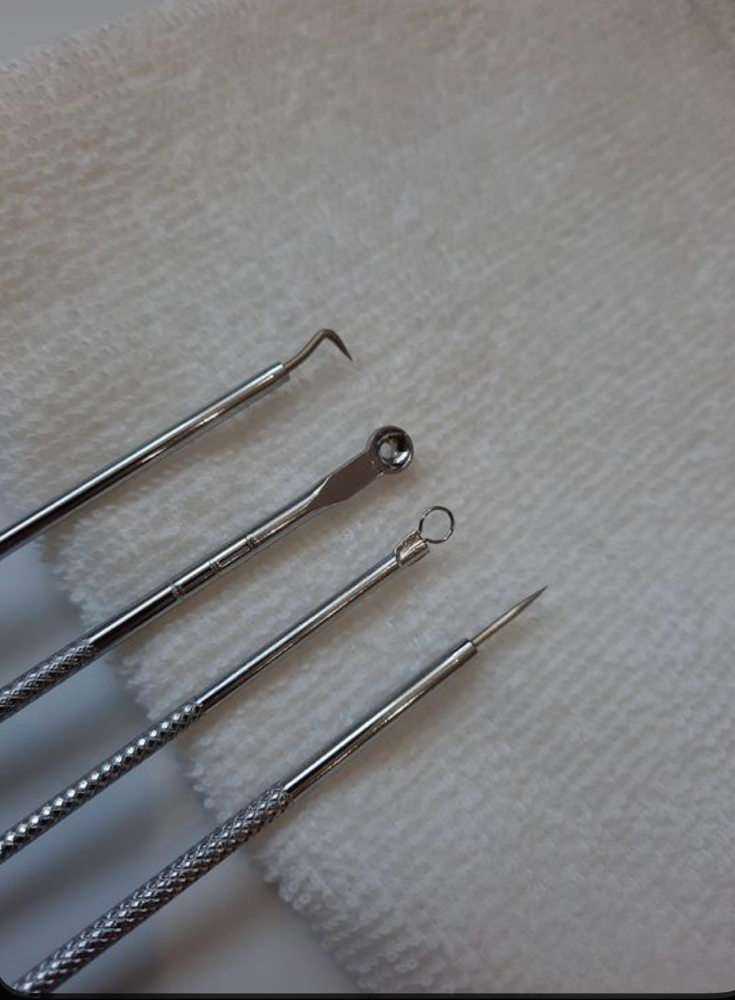 Extractions at Glow Crazy Esthetics in Saint Joseph, MO