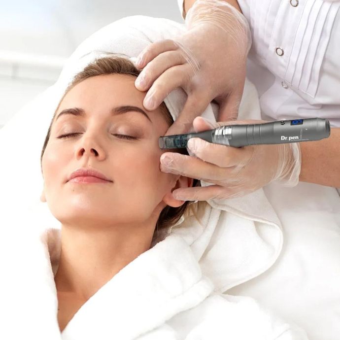 Nano-microneedling Facial