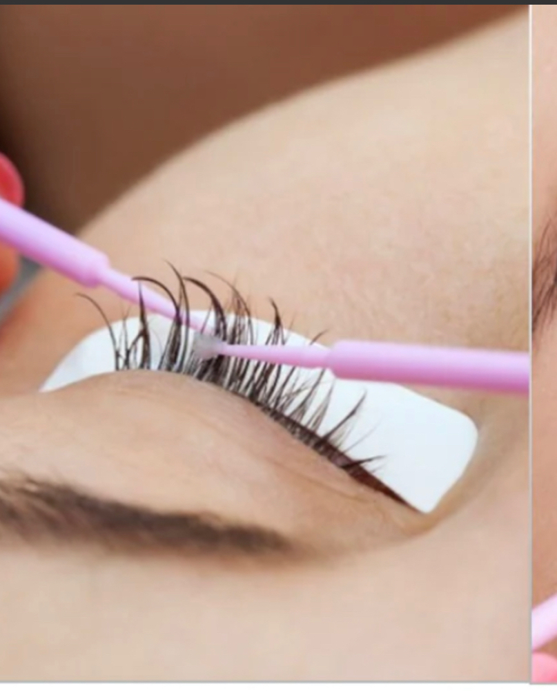 Professional Lash Removal