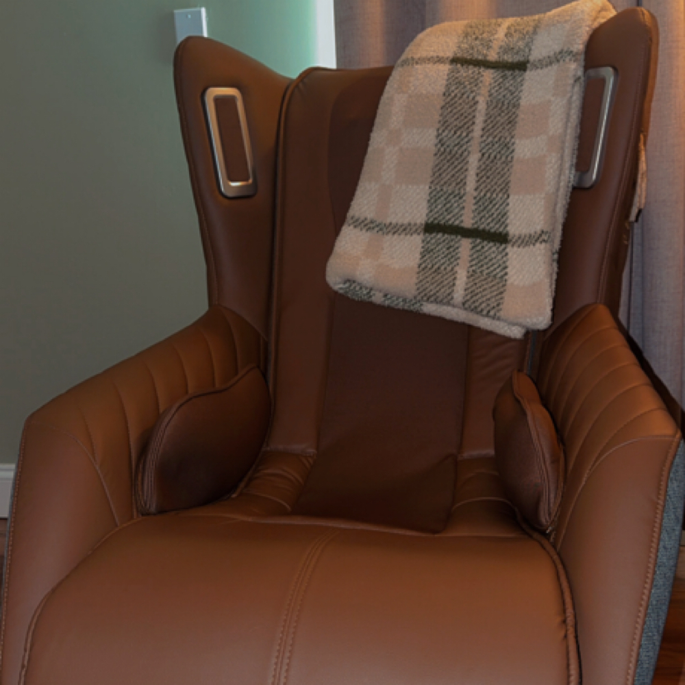 Chair Massages at Blissful Roots in Deale, MD