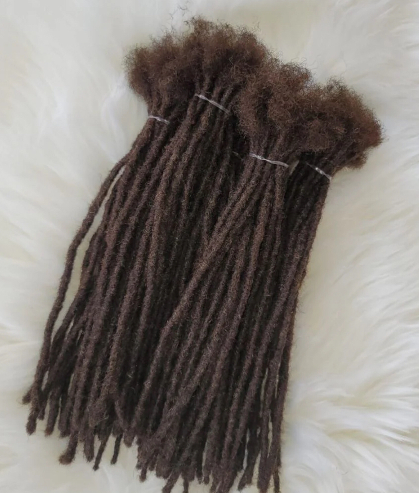 LOC EXTENSIONS at Salon Sistaz in Portland, OR