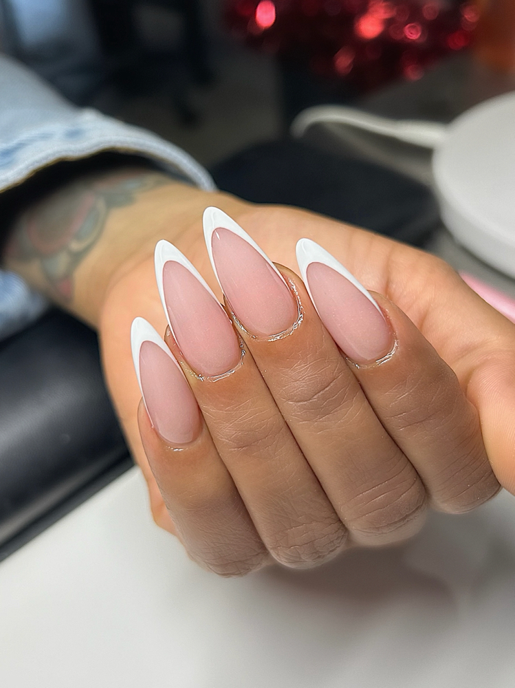 NAIL ART