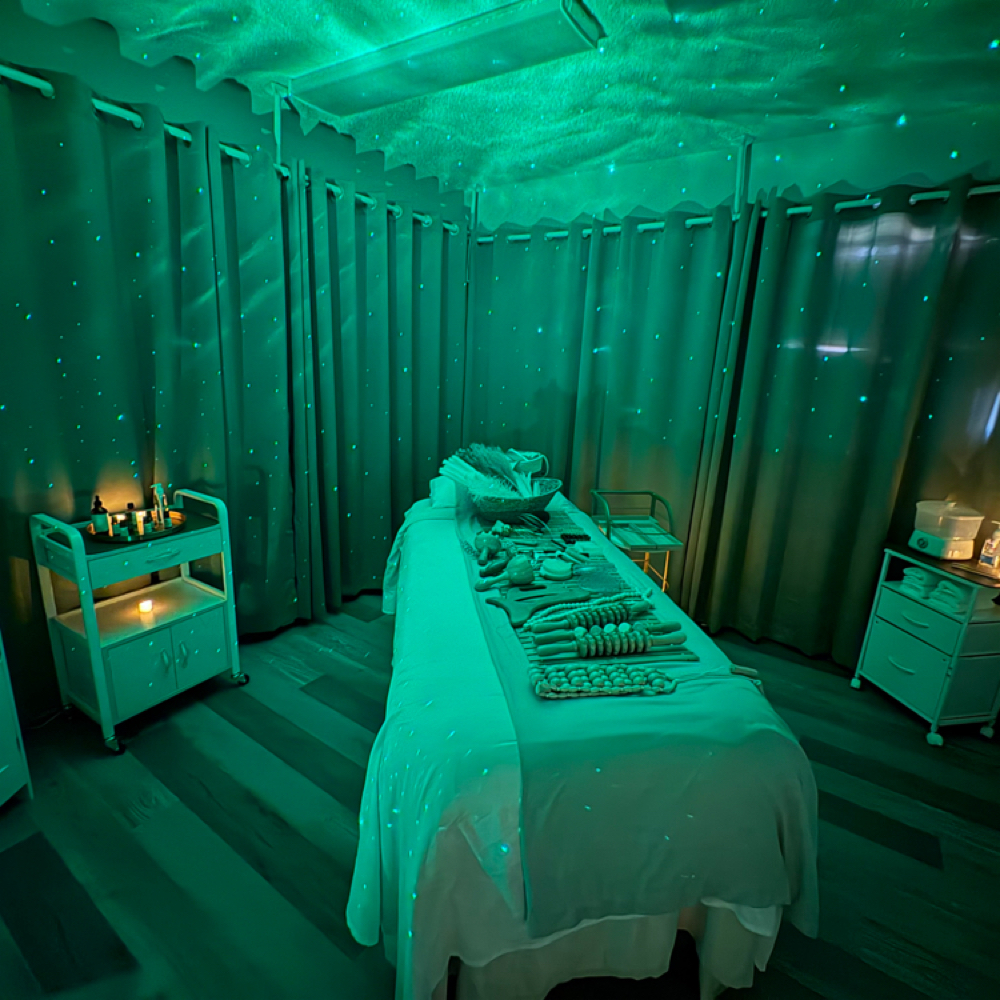 🌿 Gentle Sensory Touch at Hola Bella! Beauty Bar in Commerce City, CO