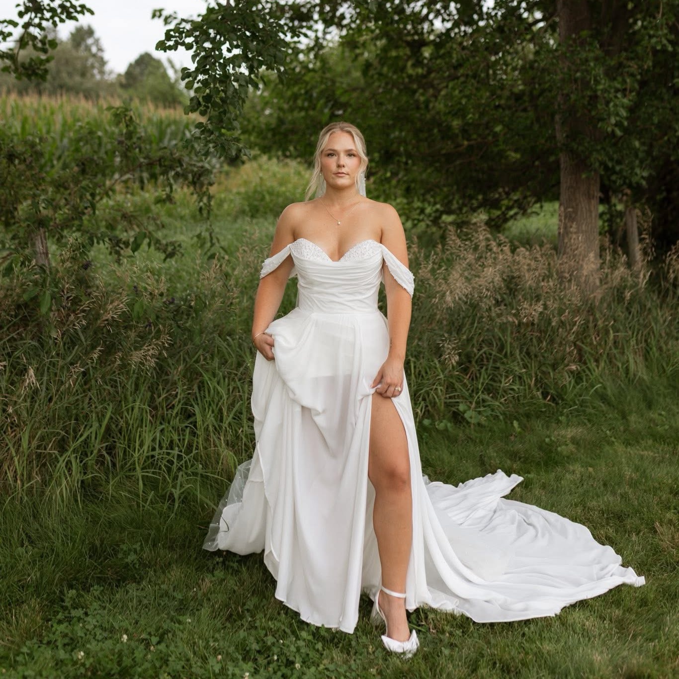 Spray Tans at bARe skin bar in Williamsburg, IA
