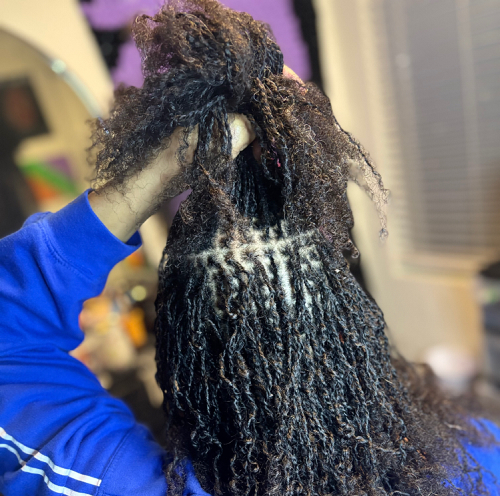 Microlocs Installment at DiamondDLocs in Fort Myers, FL