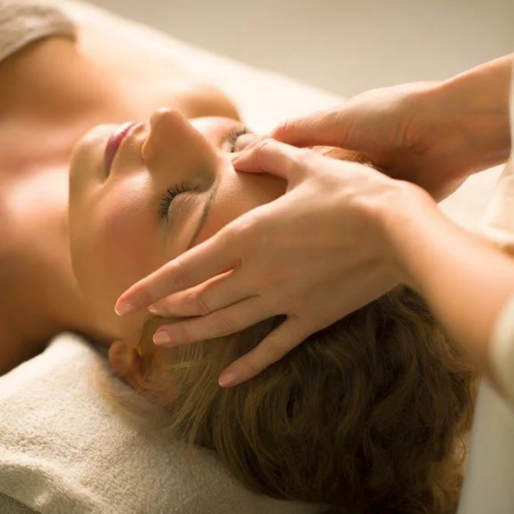 VERA Express Facial at VÉRA Esthetic Studio in Commerce, GA