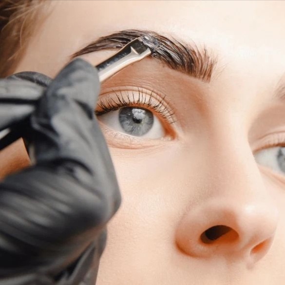 Brow Lami & Tint at The Pretty Bar in Belton, TX