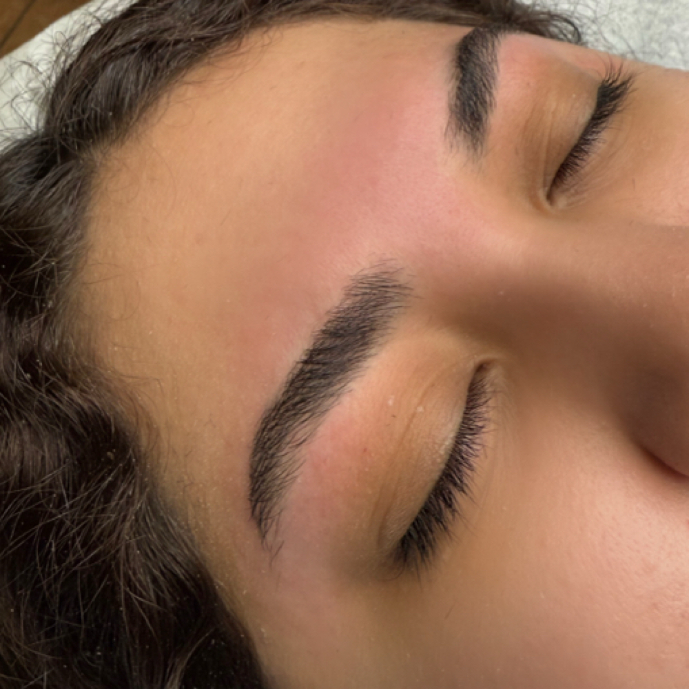 Eyebrows at Esthetics by Yari in Grayslake, IL