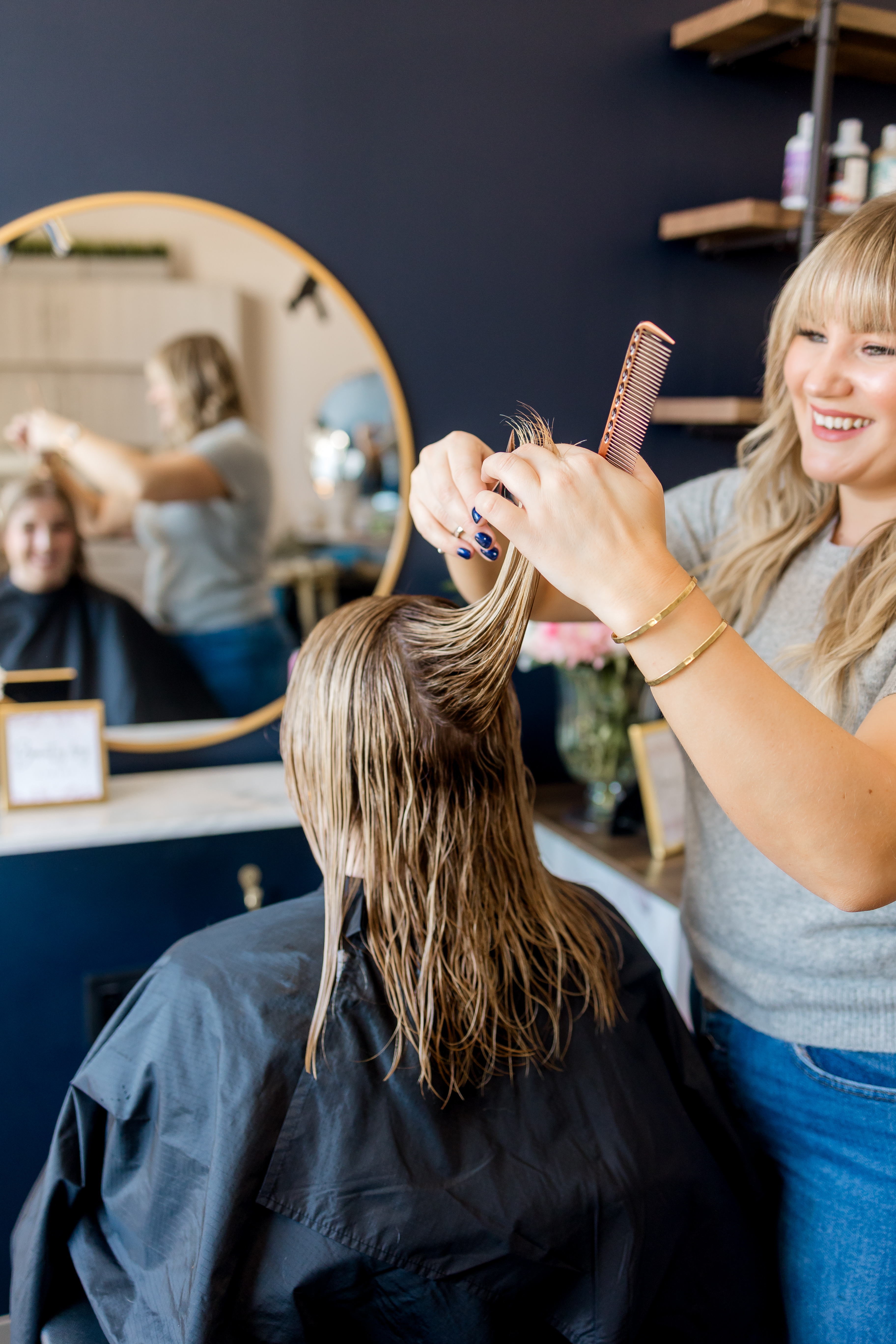 Signature Haircut & Blow-Dry Style