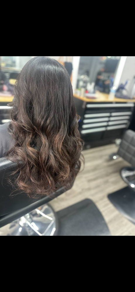 Shampoo Blowdry at MISS J ARKANSAS in Springdale, AR