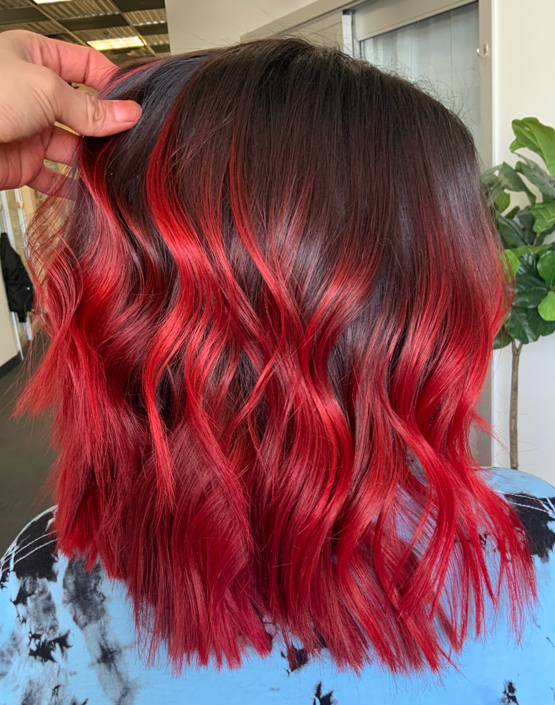 OMBRE WOMEN’S HAIRCUT