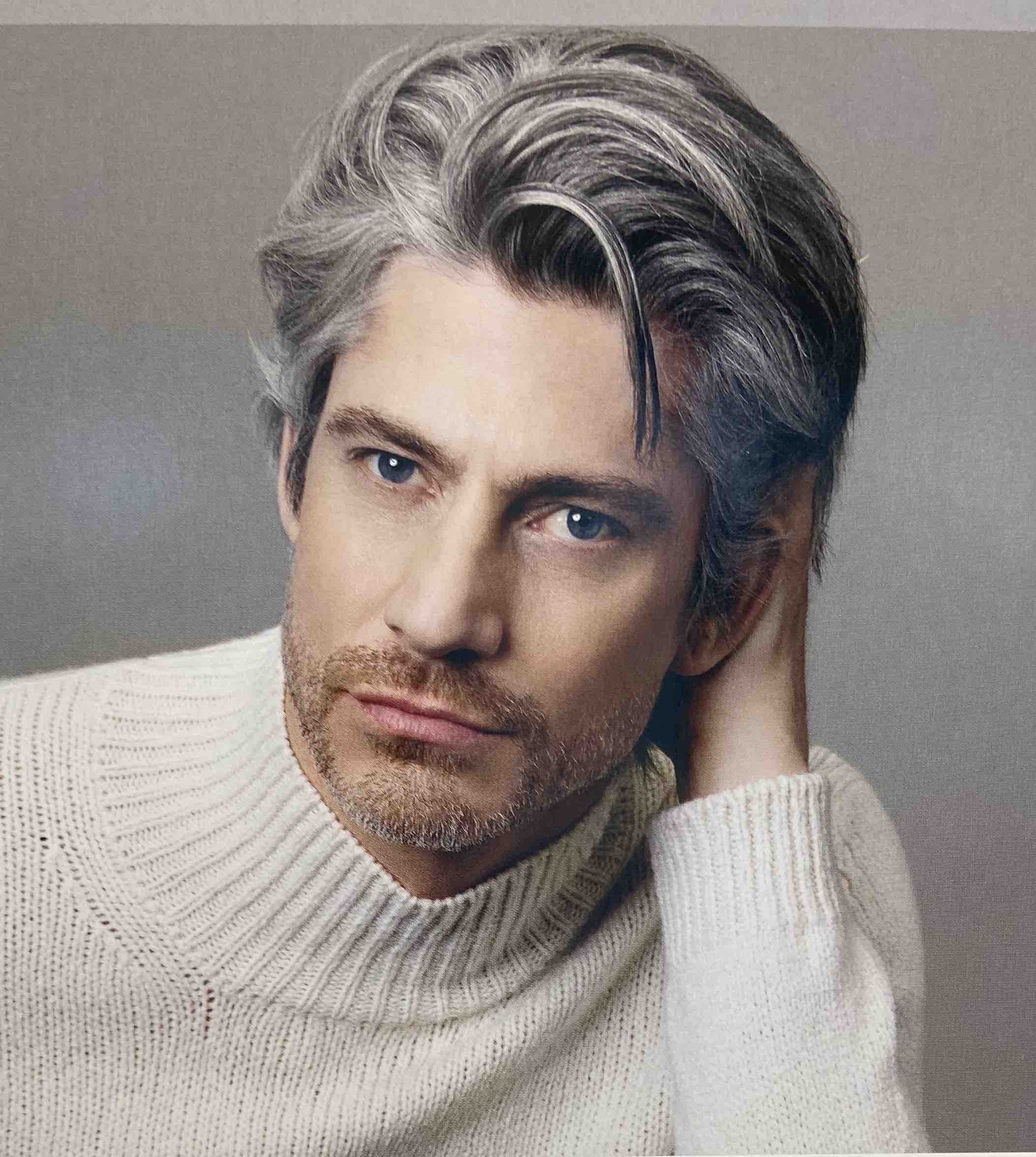 Men’s Haircut And Gray Blending