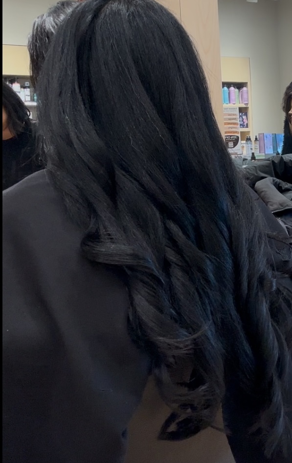 Haircut Blowdry Deluxe