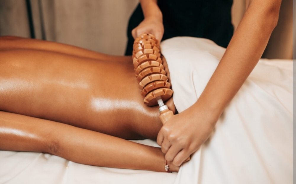 Colombian Sculpt Massage at Renue Spa And Wellness in Joliet, IL