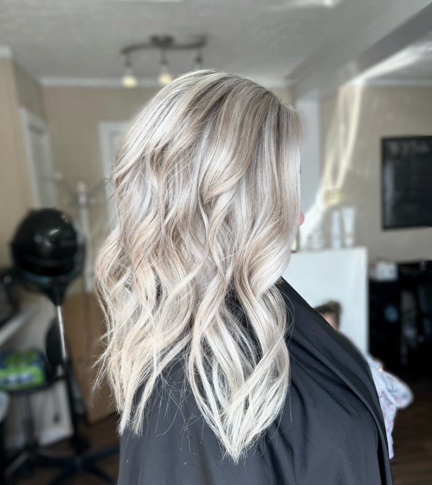 Full Head Highlights / balayage