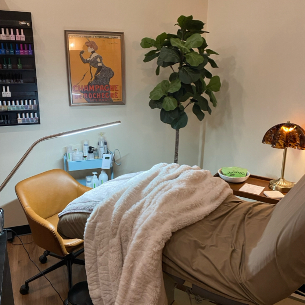 Dry Gel Pedicure at Singly Nails Nail Art Studio LLC in New Franken, WI