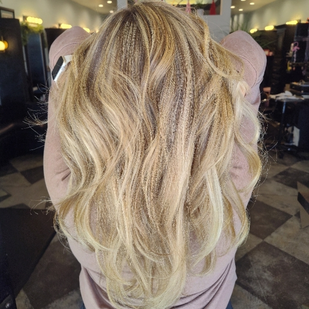 Lightening at HairHealthWorkshop in Corona, CA