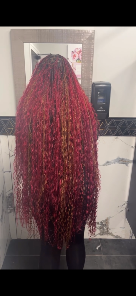 BUNDLESS&&BRAIDSS at Luxuryybraidsbyshar in Homewood, IL