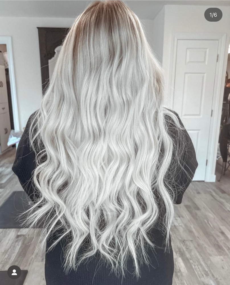 Platinum Card Full Blonde at The Beauty Bar At Frankie & Stasi Co. in Grants Pass, OR